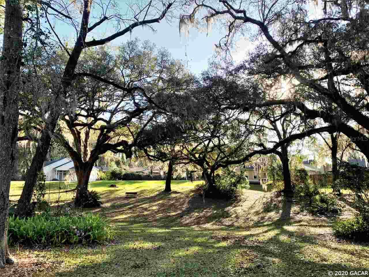 000 NW 105TH AVE photo 3