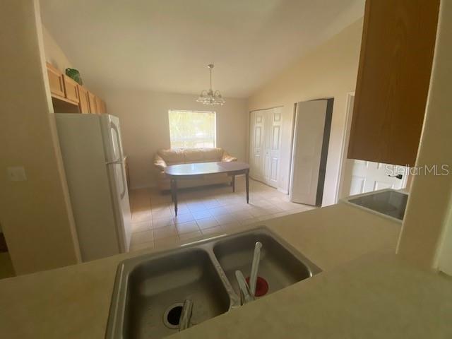 60 RAMBLEWOOD DR photo 5