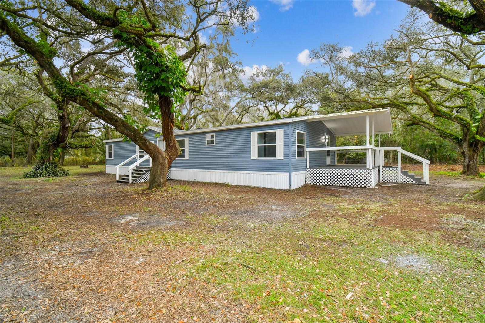 3228 SANDY DRIVE photo 2