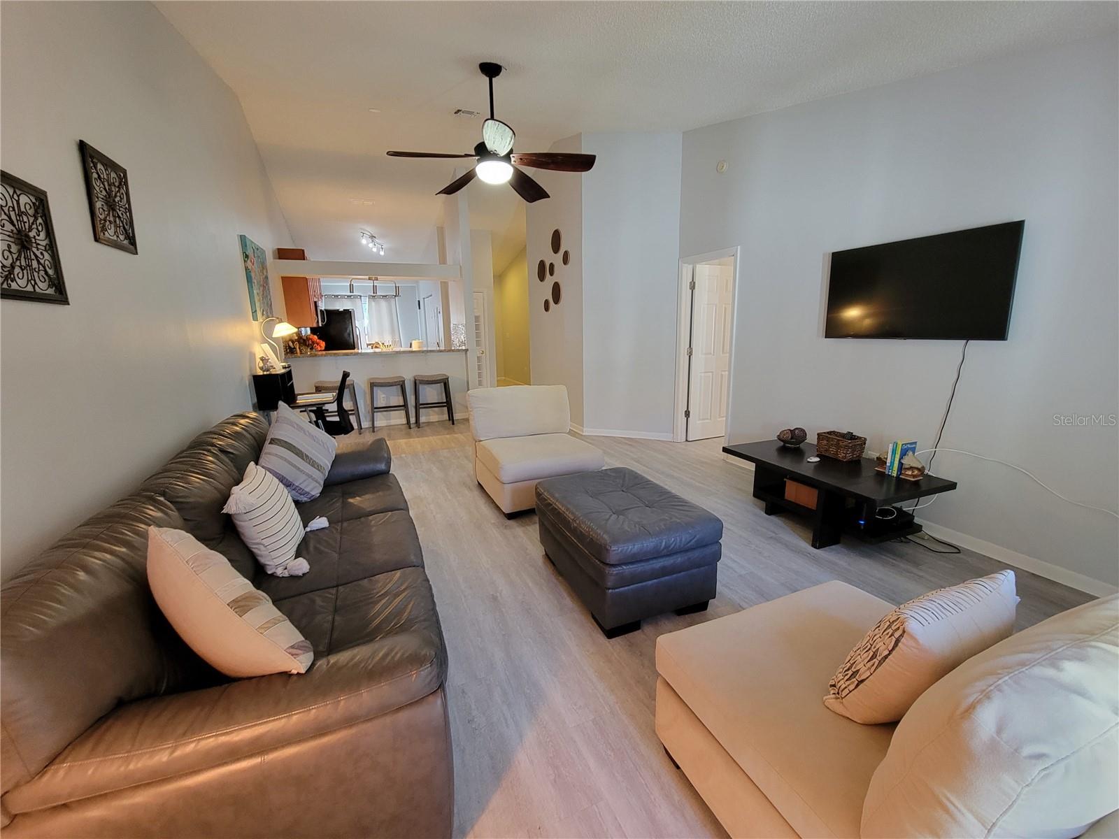 2771 SUMMERDALE DR #1 photo 2