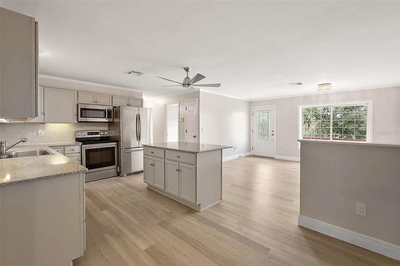 21342 S BUCKHILL RD photo 3