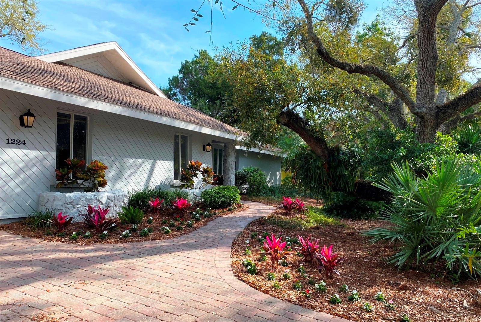 Single Family Residence