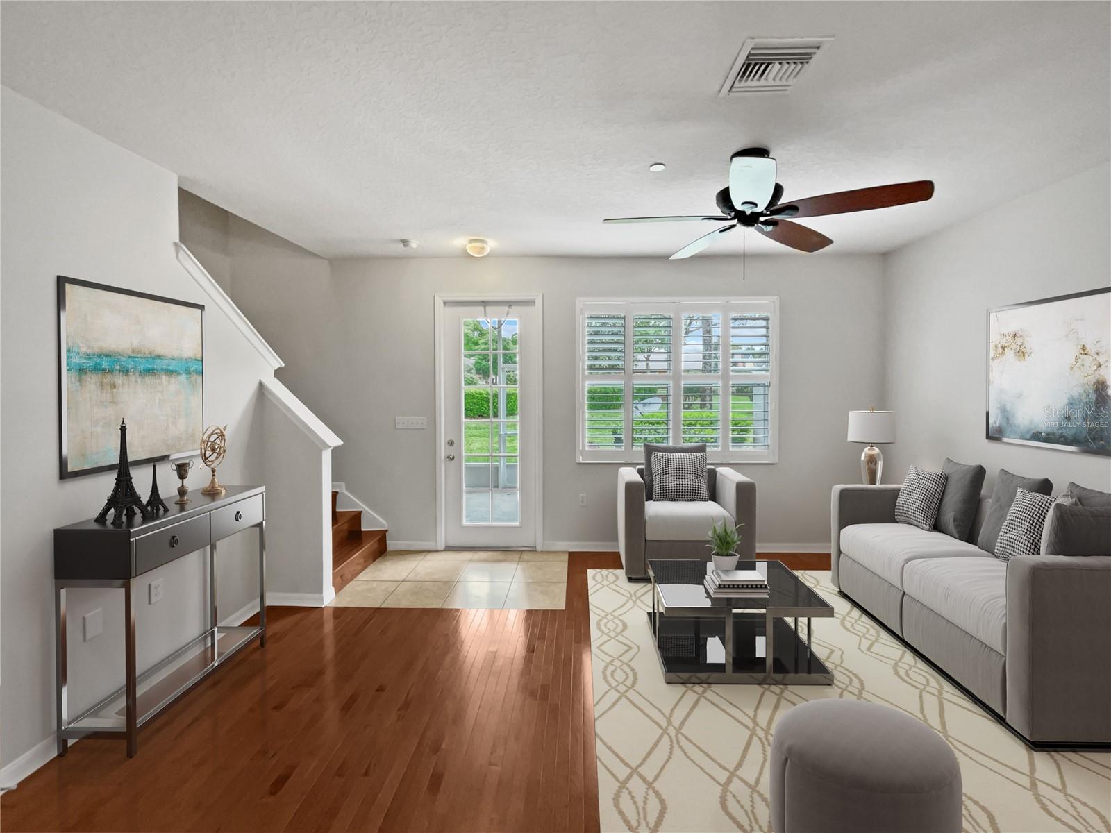2203 PICO LN photo 2