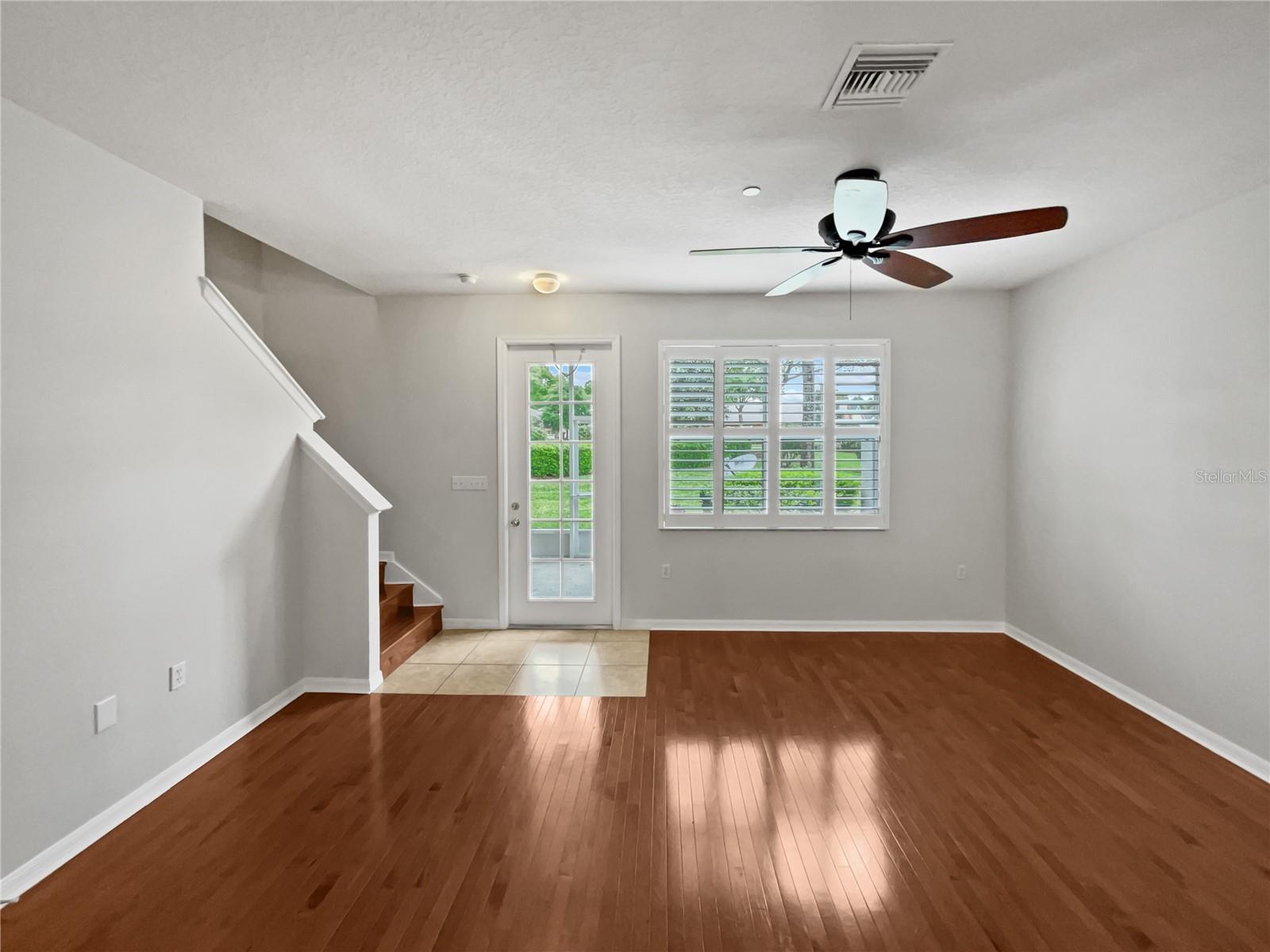 2203 PICO LN photo 3