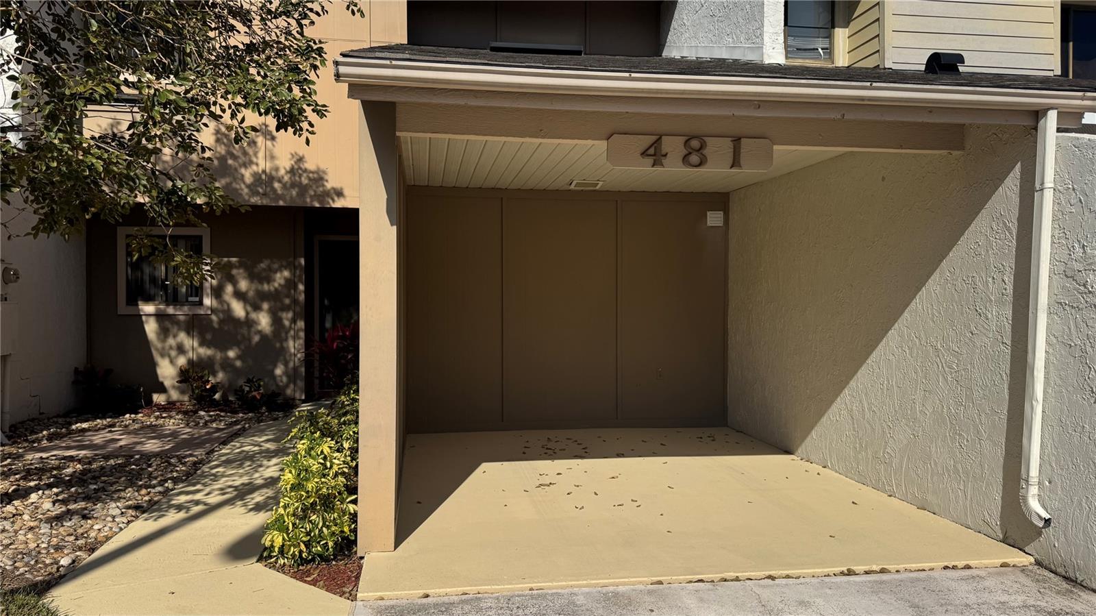 481 PRESTWICK PL #481 photo 3
