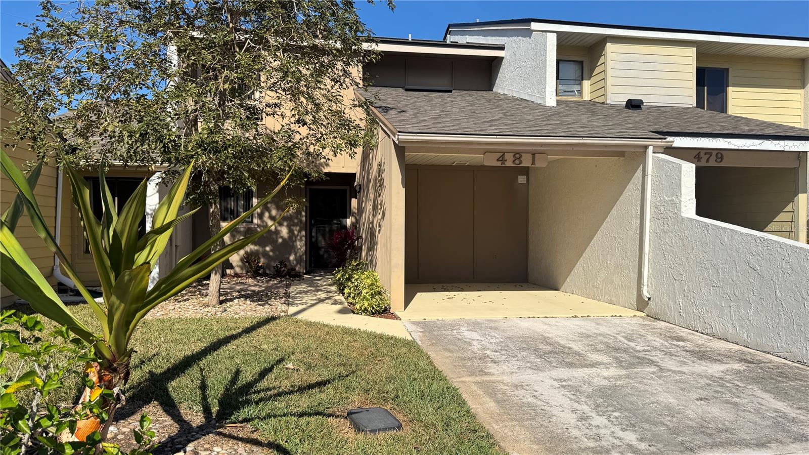 481 PRESTWICK PL #481 photo 2