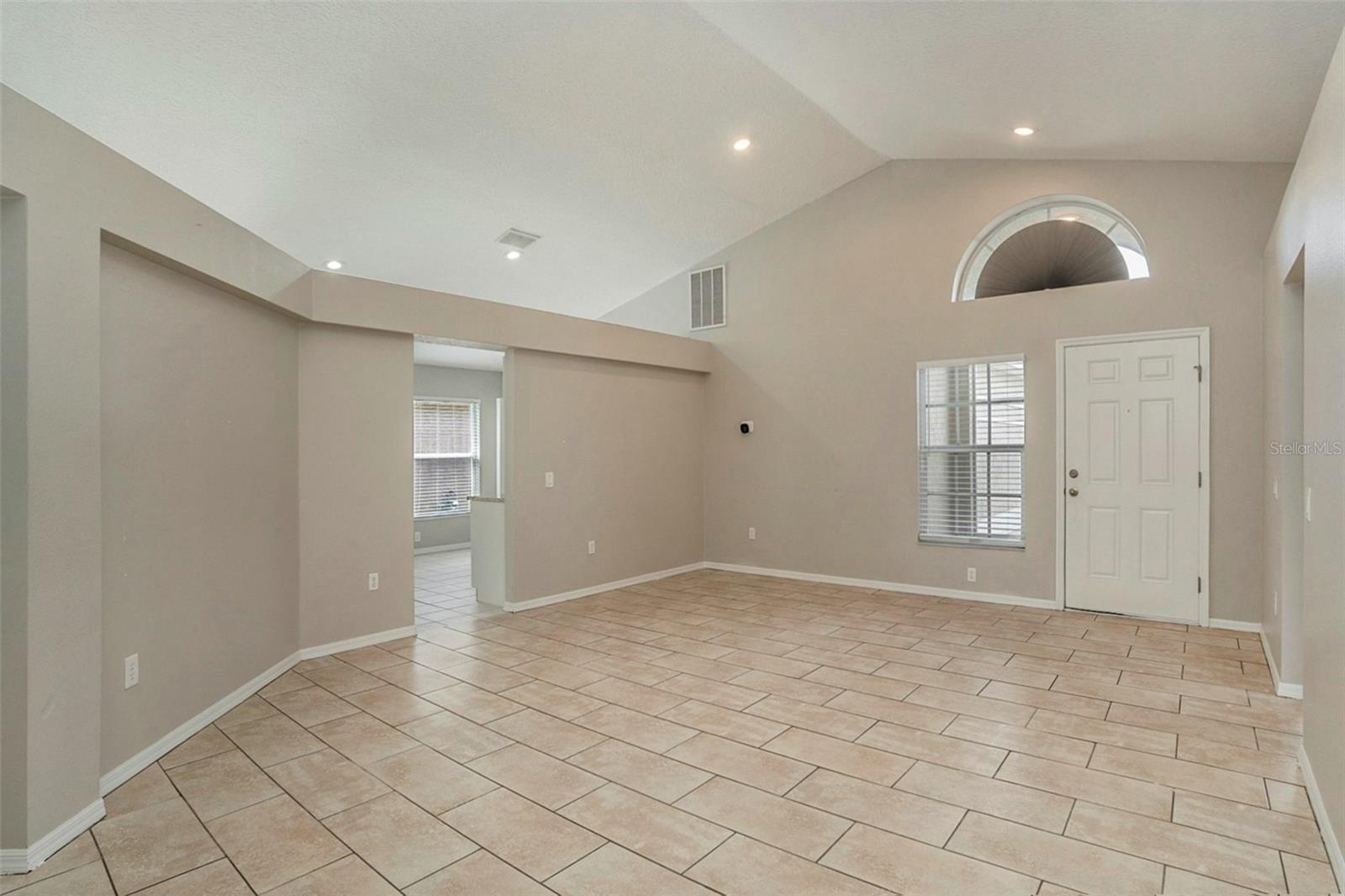 31203 WRENCREST DR photo 3