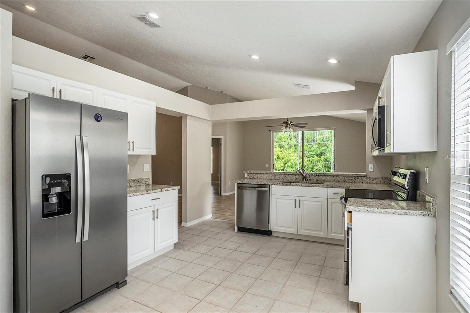 31203 WRENCREST DR photo 4