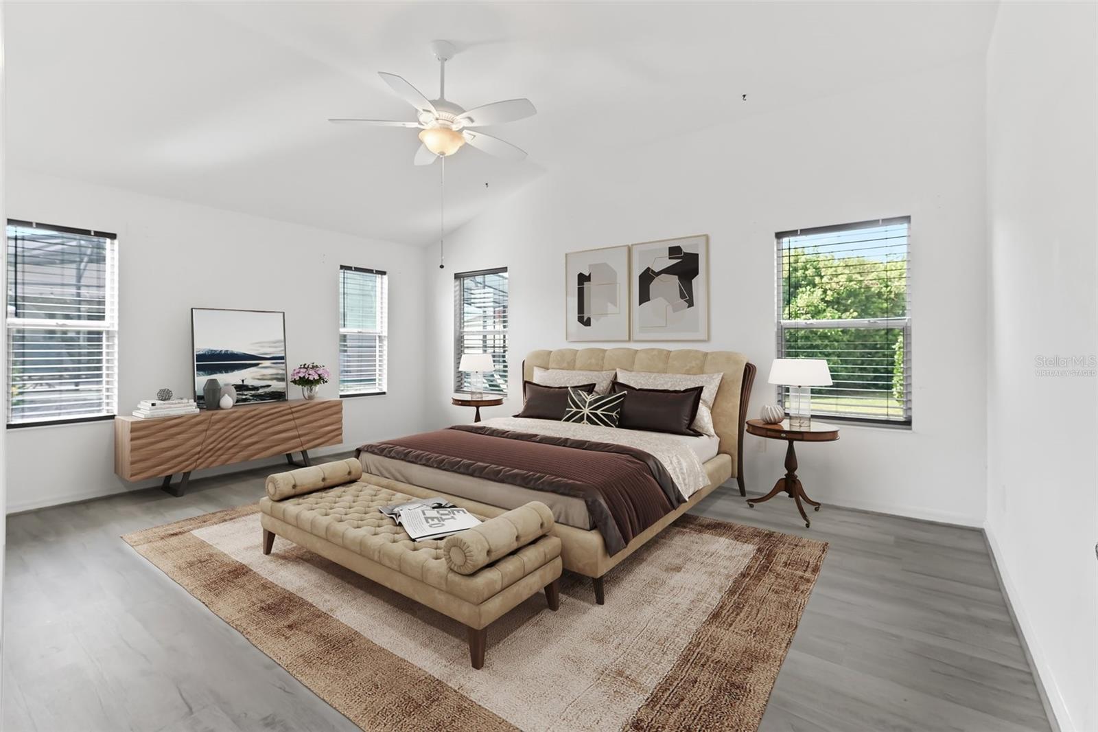 2084 UTOPIA PL photo 4