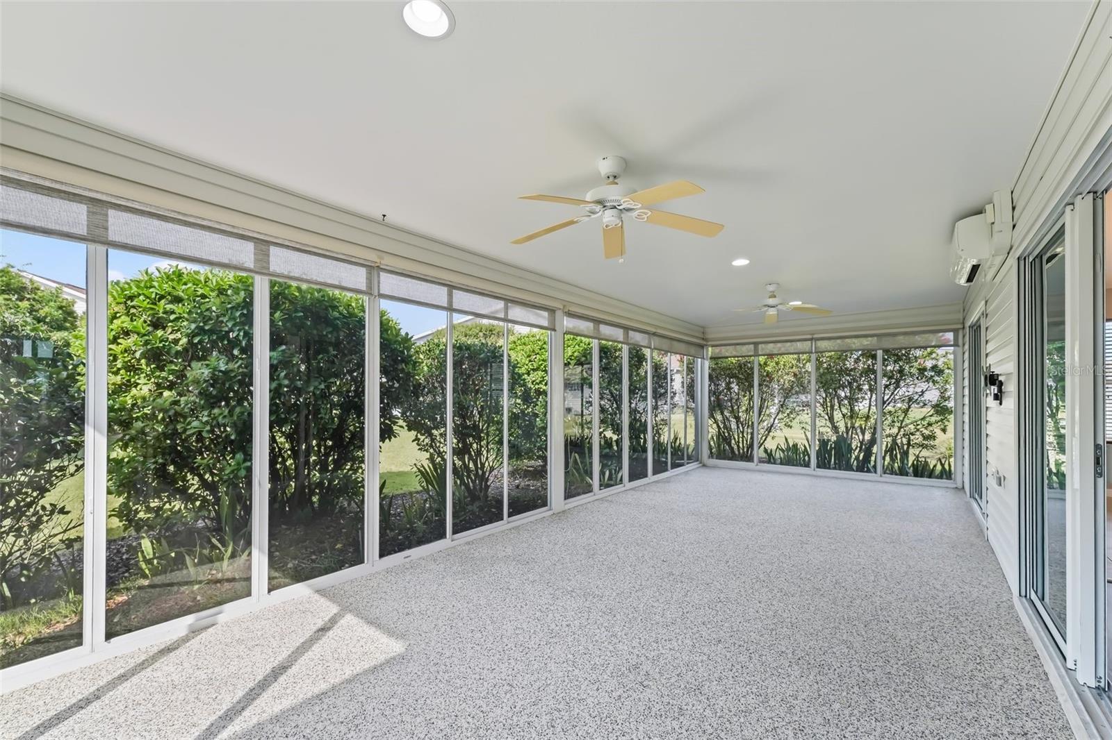 2084 UTOPIA PL photo 5