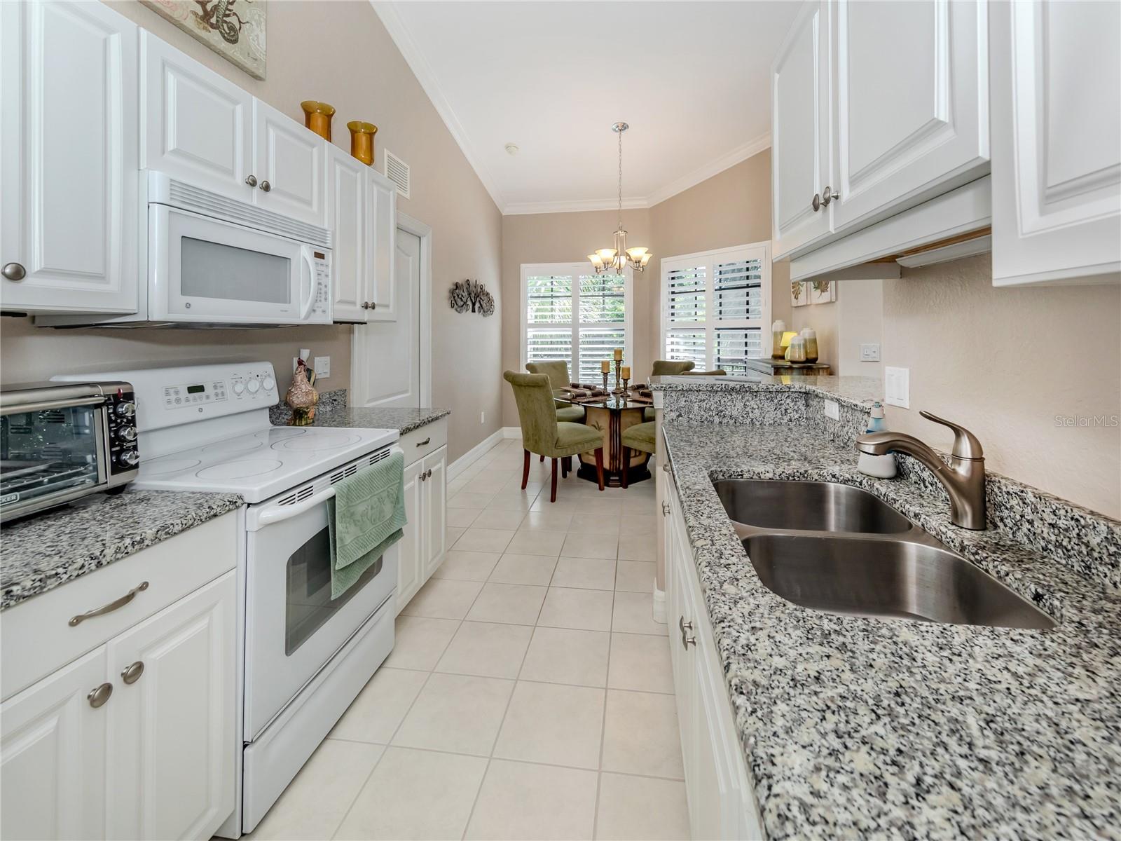 129 PRESERVE PL #D photo 3