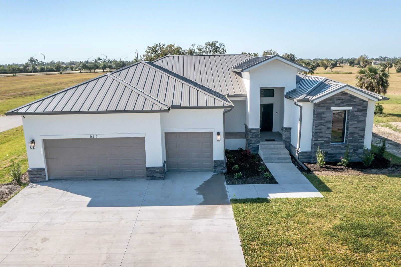 Single Family Residence