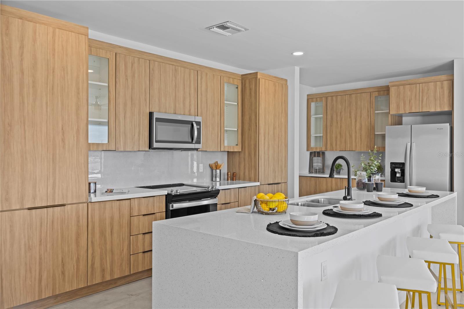 6319 CHORUS DR photo 4