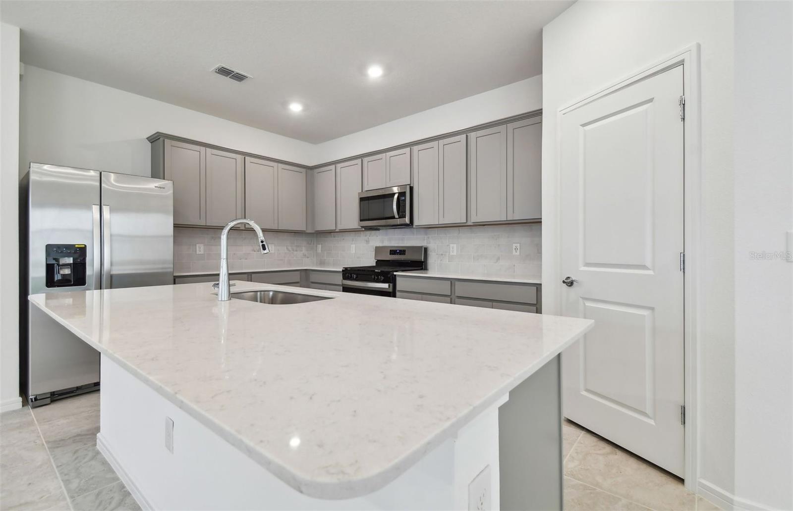 2718 DOLORES HOME AVE photo 5
