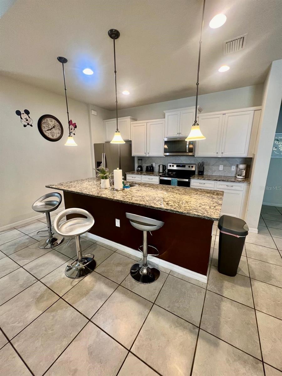 2442 TANGIER DR photo 2