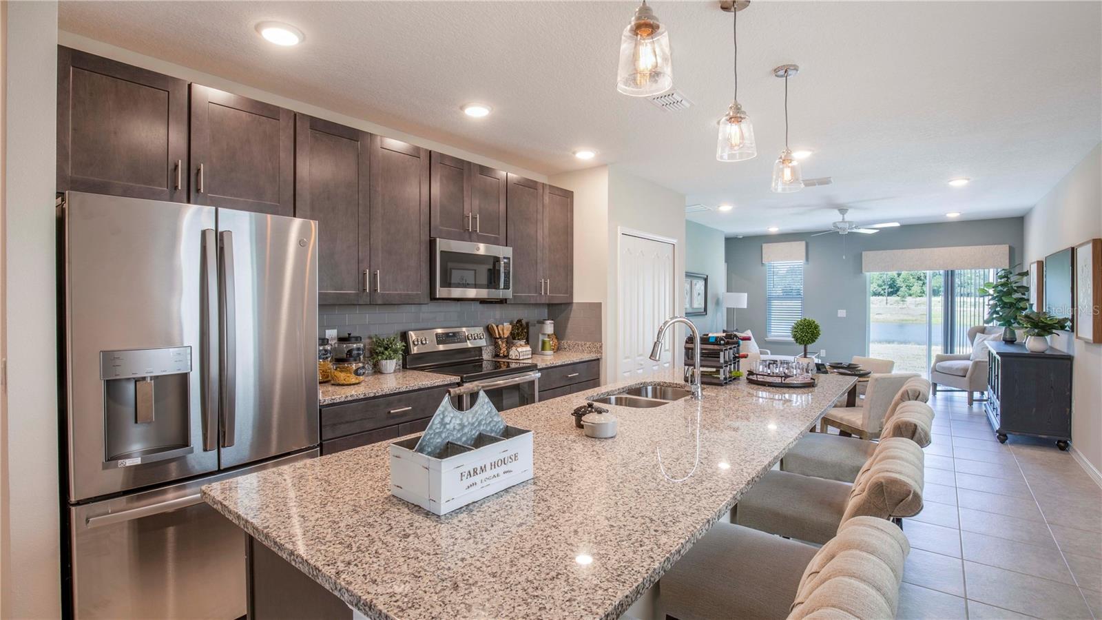 5599 MADDIE DR photo 3