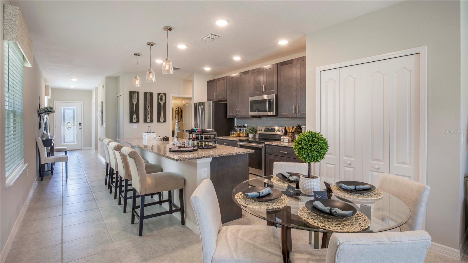 5599 MADDIE DR photo 4