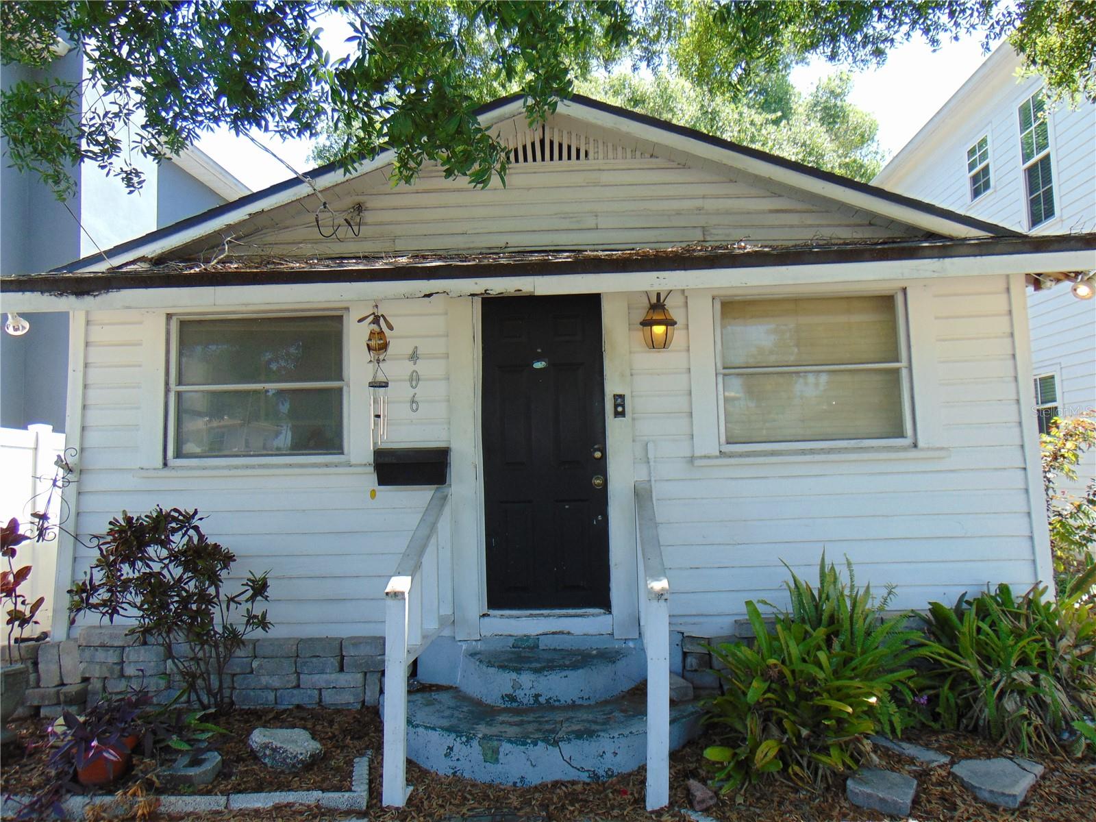 Single Family Residence