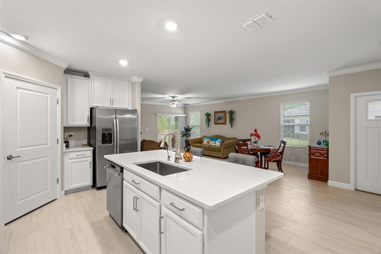 16683 SHELL BAY DR photo 4