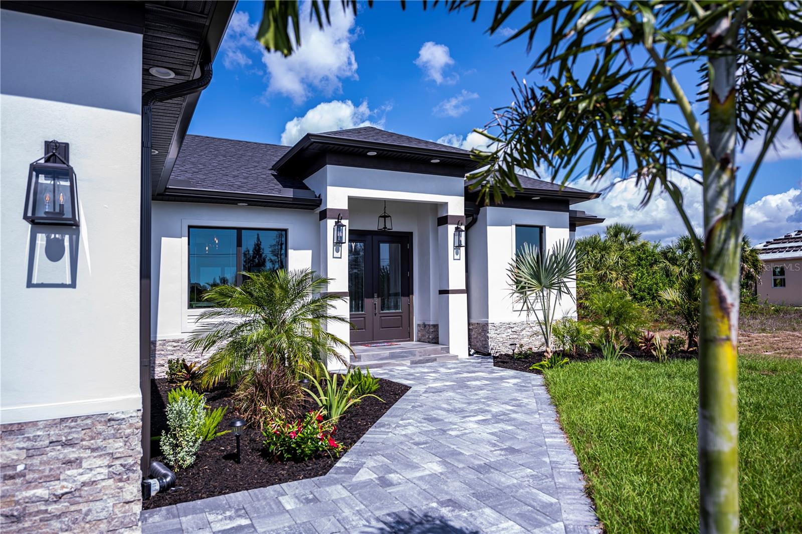 10401 SUNDAY DR photo 3