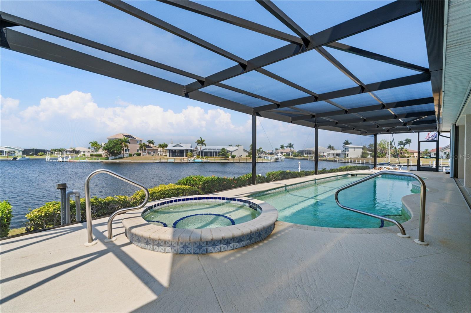 1060 SAN MATEO DR photo 4