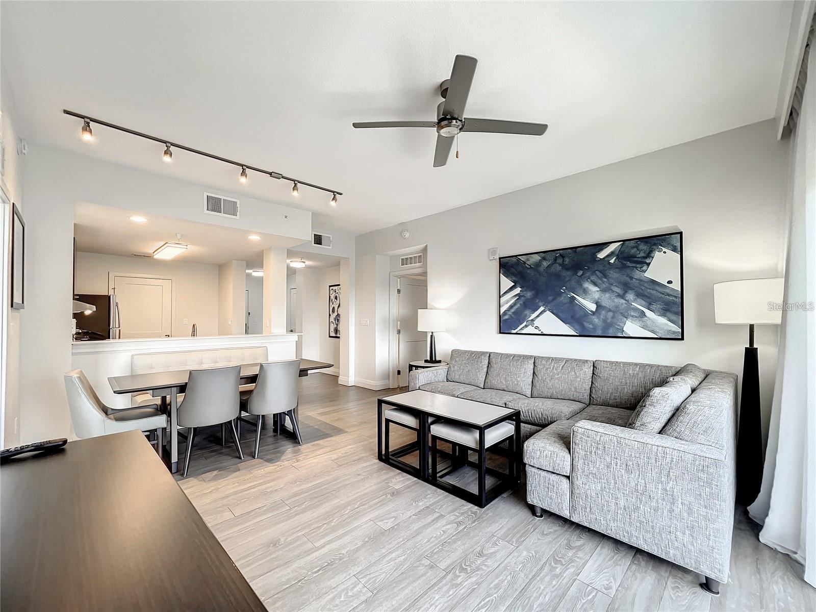 14501 GROVE RESORT AVE #3514 photo 4