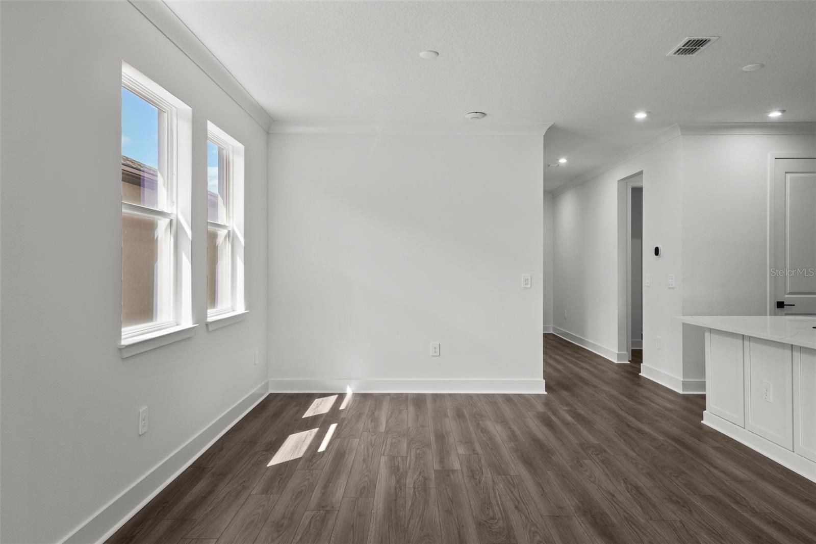 3778 MAXWELL PARK DR photo 3