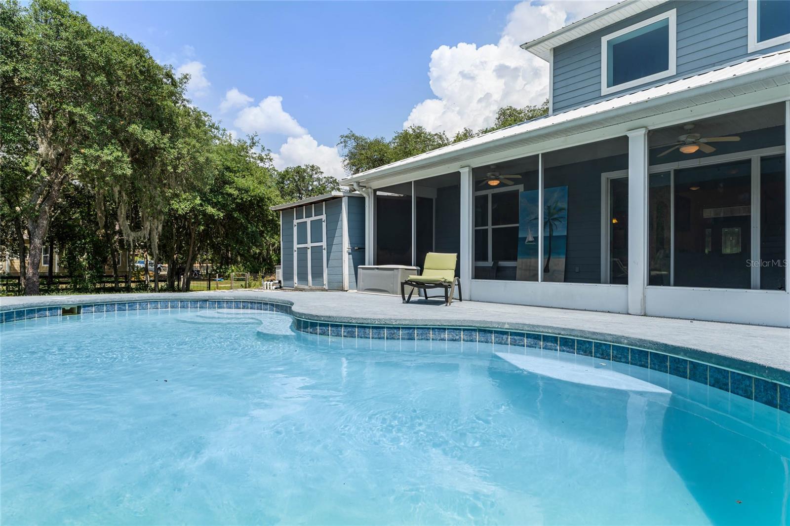 6333 POMPANO DR photo 2