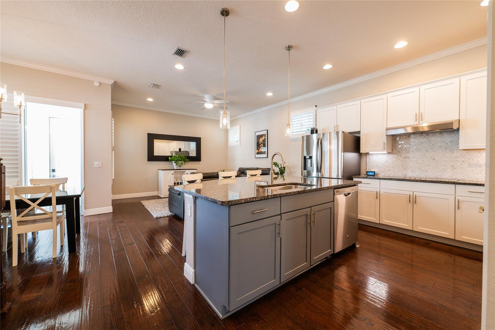 1565 CASTILE ST photo 5