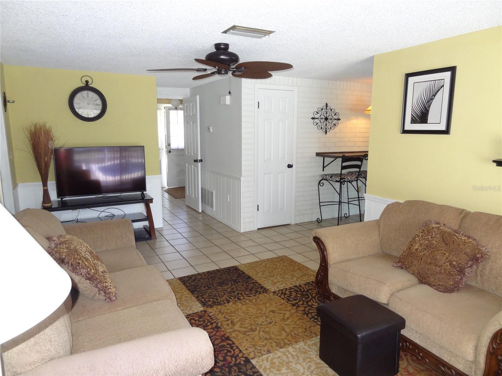 12107 BUTTONWOOD ROW photo 2