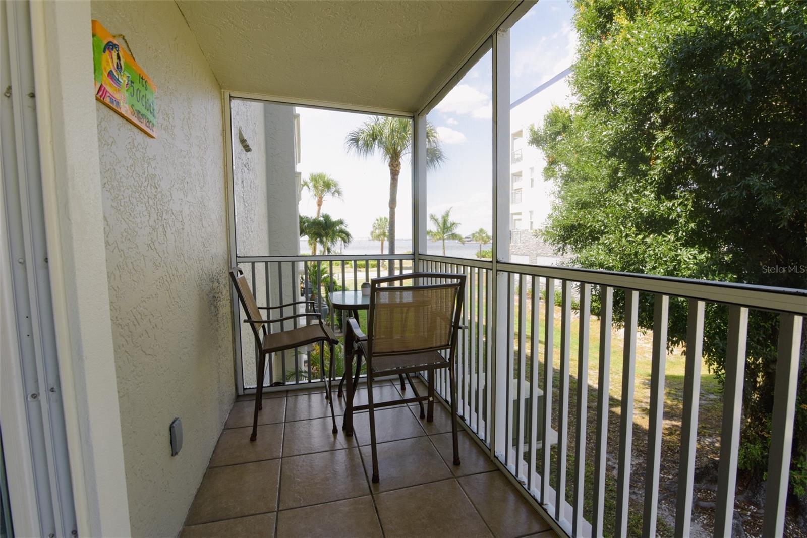 1477 PARK BEACH CIR #14 photo 4