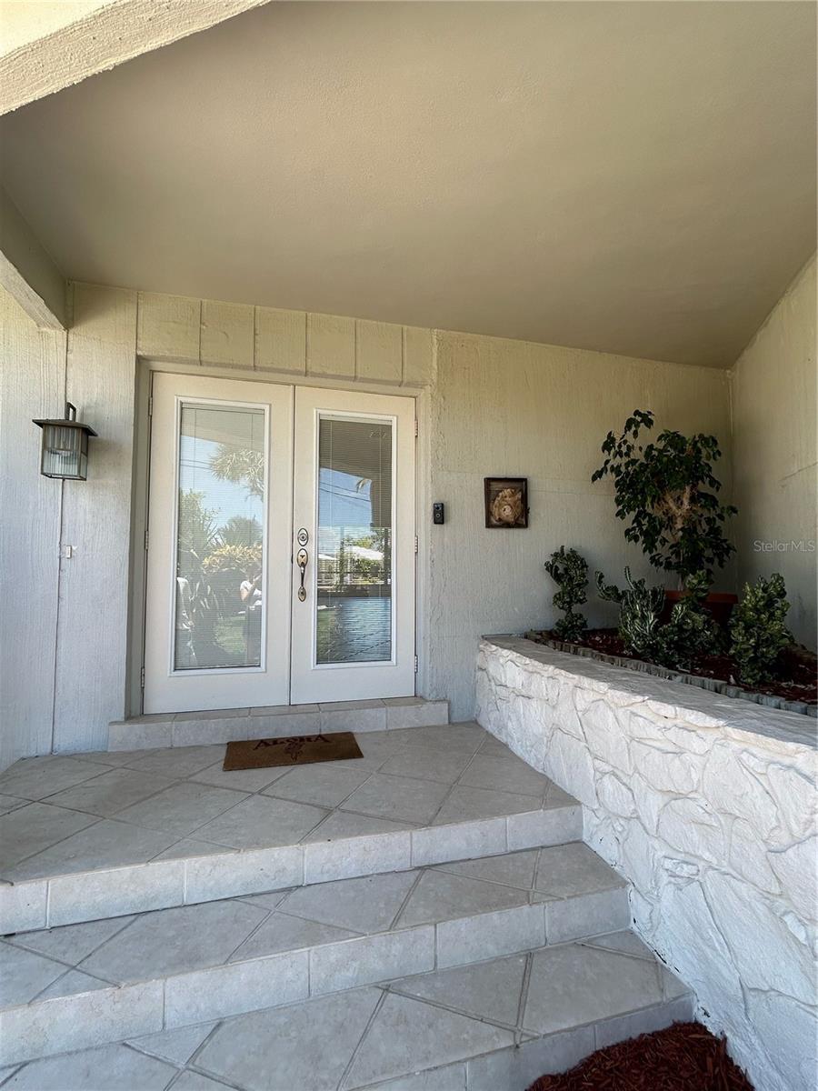 65 OCEAN DR photo 2