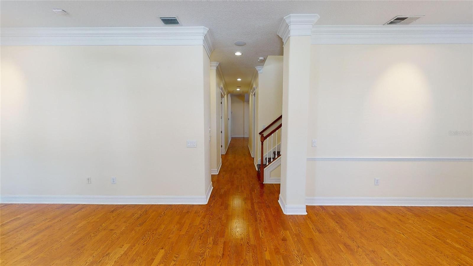 1114 RUSH ST photo 5