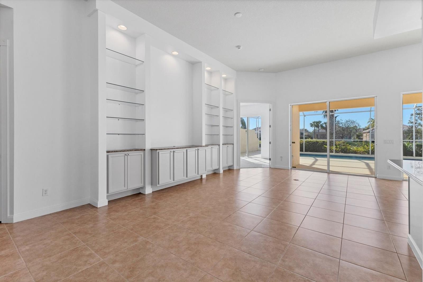 5901 MARIPOSA LN photo 5