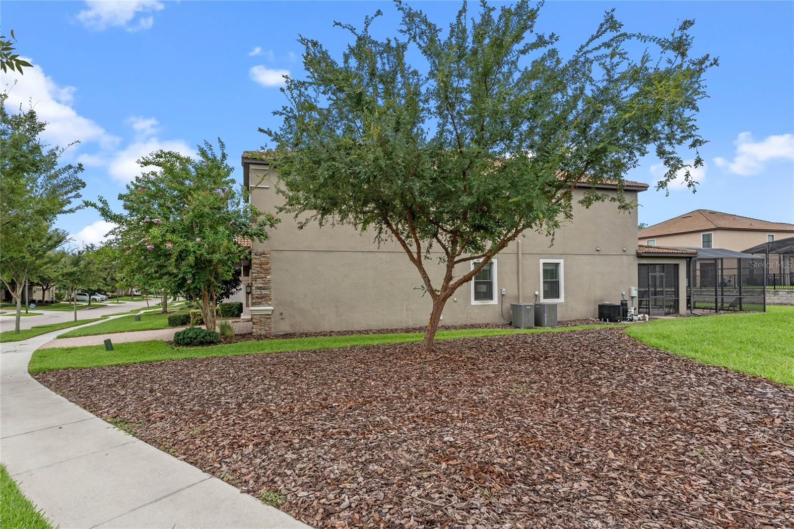 1424 ROLLING FAIRWAY DR photo 4