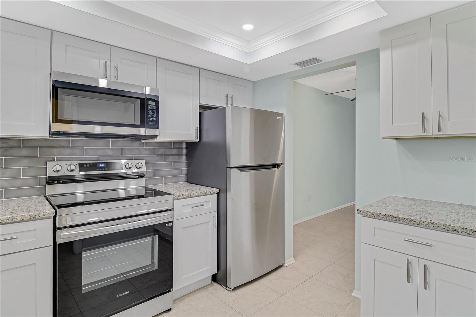 1466 NORMANDY PARK DR #4 photo 4