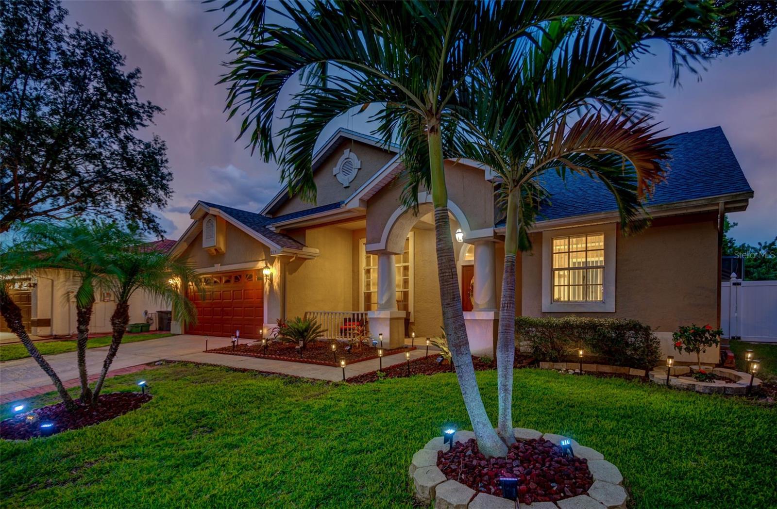 957 WESTWINDS BLVD photo 4