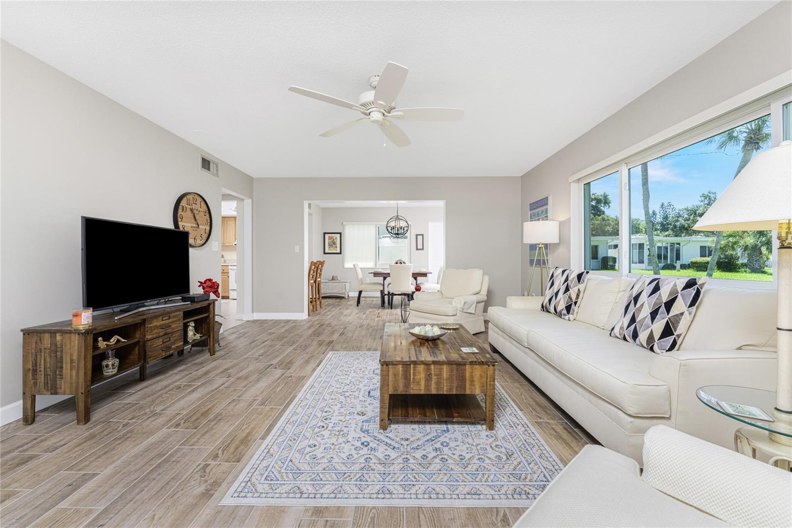 1840 VERA PL #81 photo 5