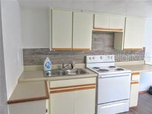 1385 SE 160TH TER photo 5