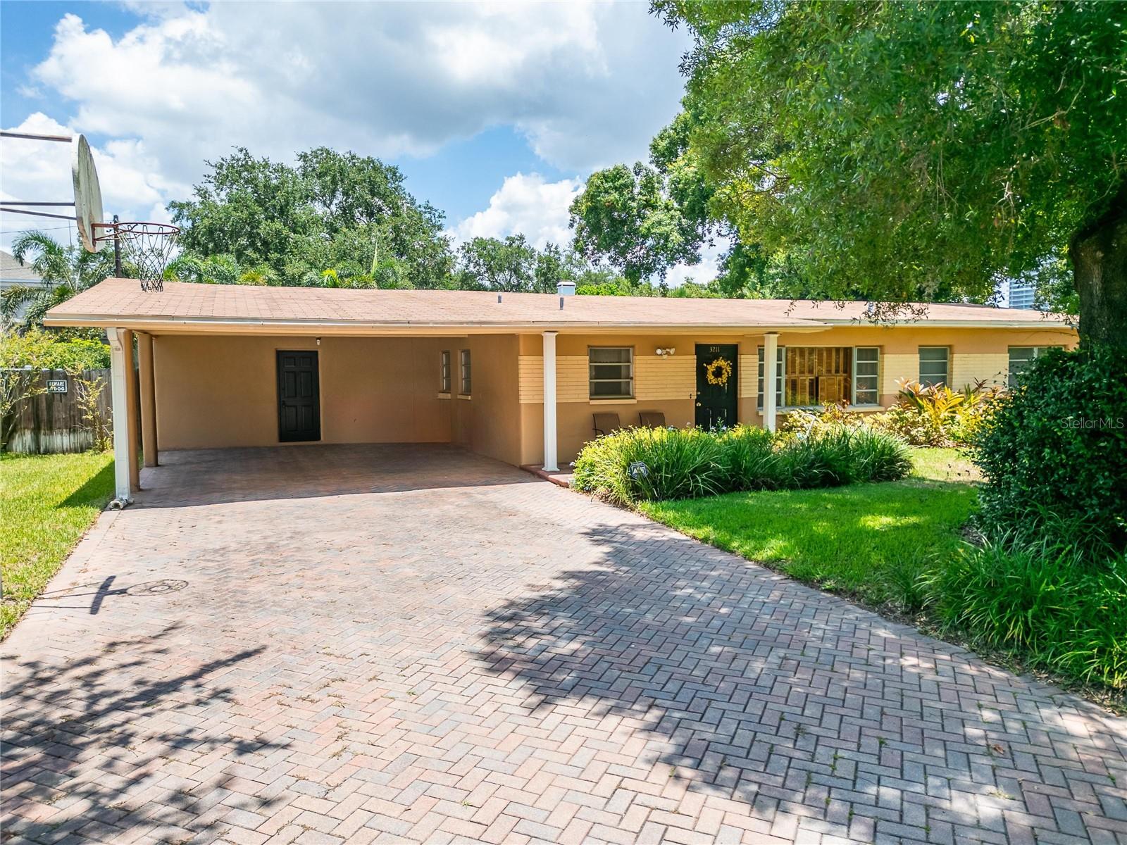 Single Family Residence