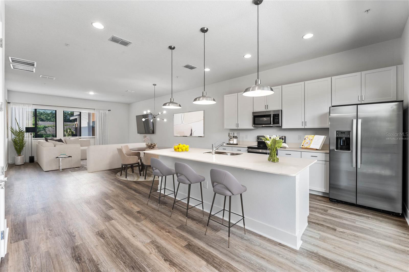 38 W HARDING ST #B photo 4