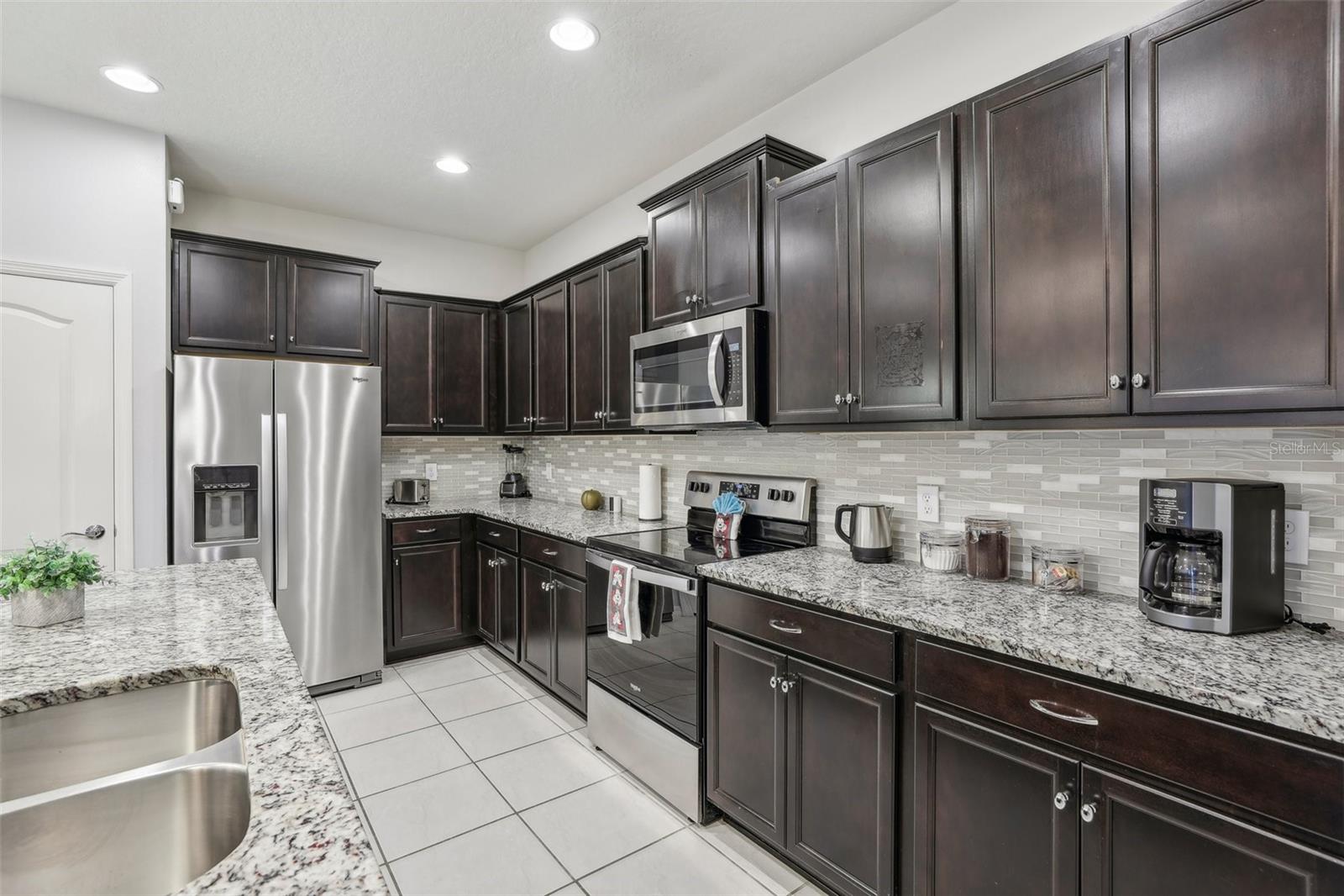 2432 TANGIER DR photo 5