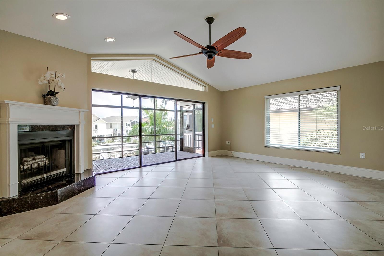 6324 SPOONBILL DR photo 5
