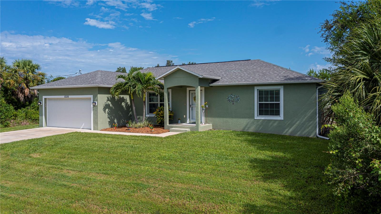 10236 WILLMINGTON BLVD photo 2