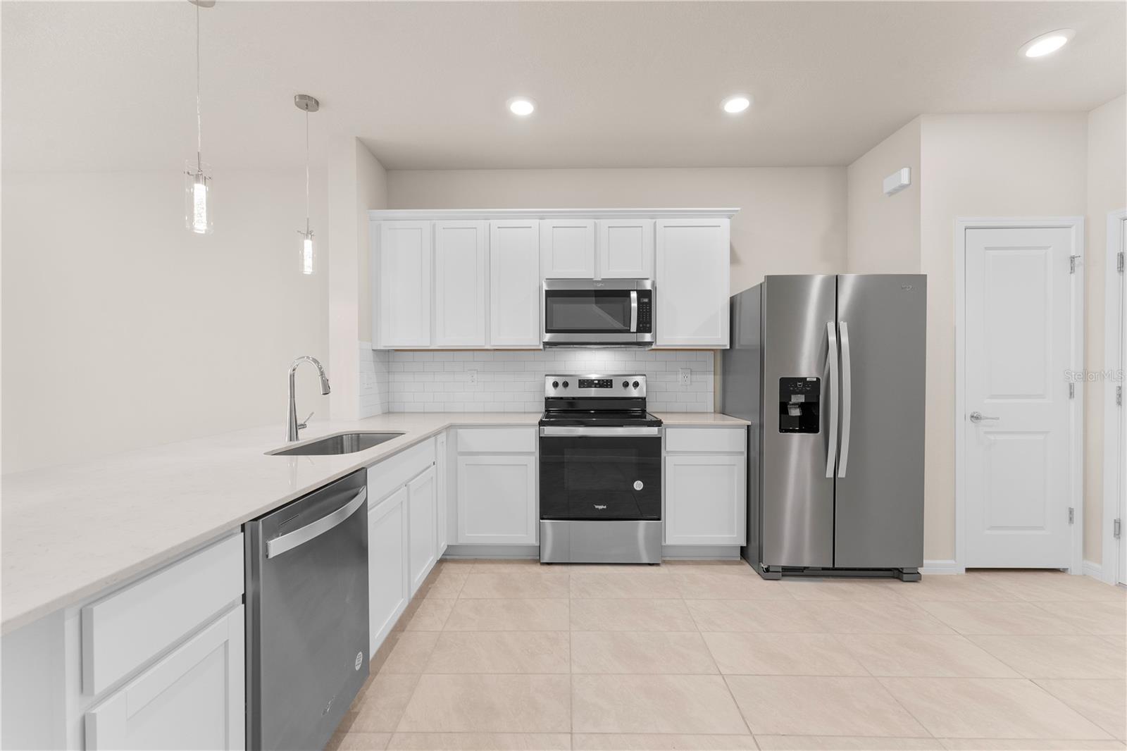 2907 STUNNING AVE photo 4