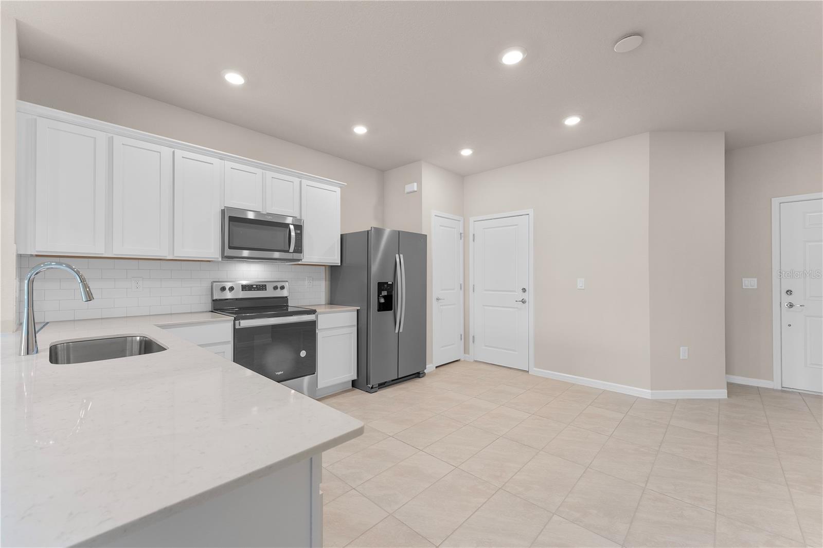 2907 STUNNING AVE photo 5