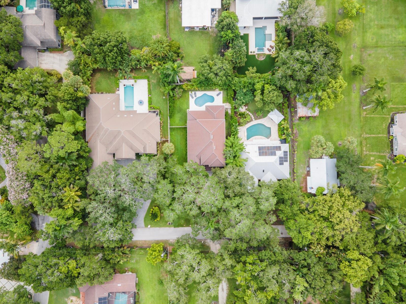 4013 RED ROCK LN photo 2