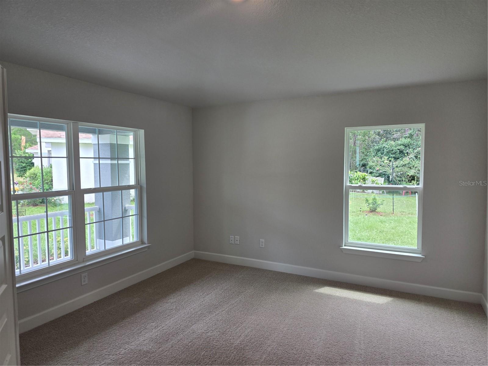6 E PHLOX CT photo 2