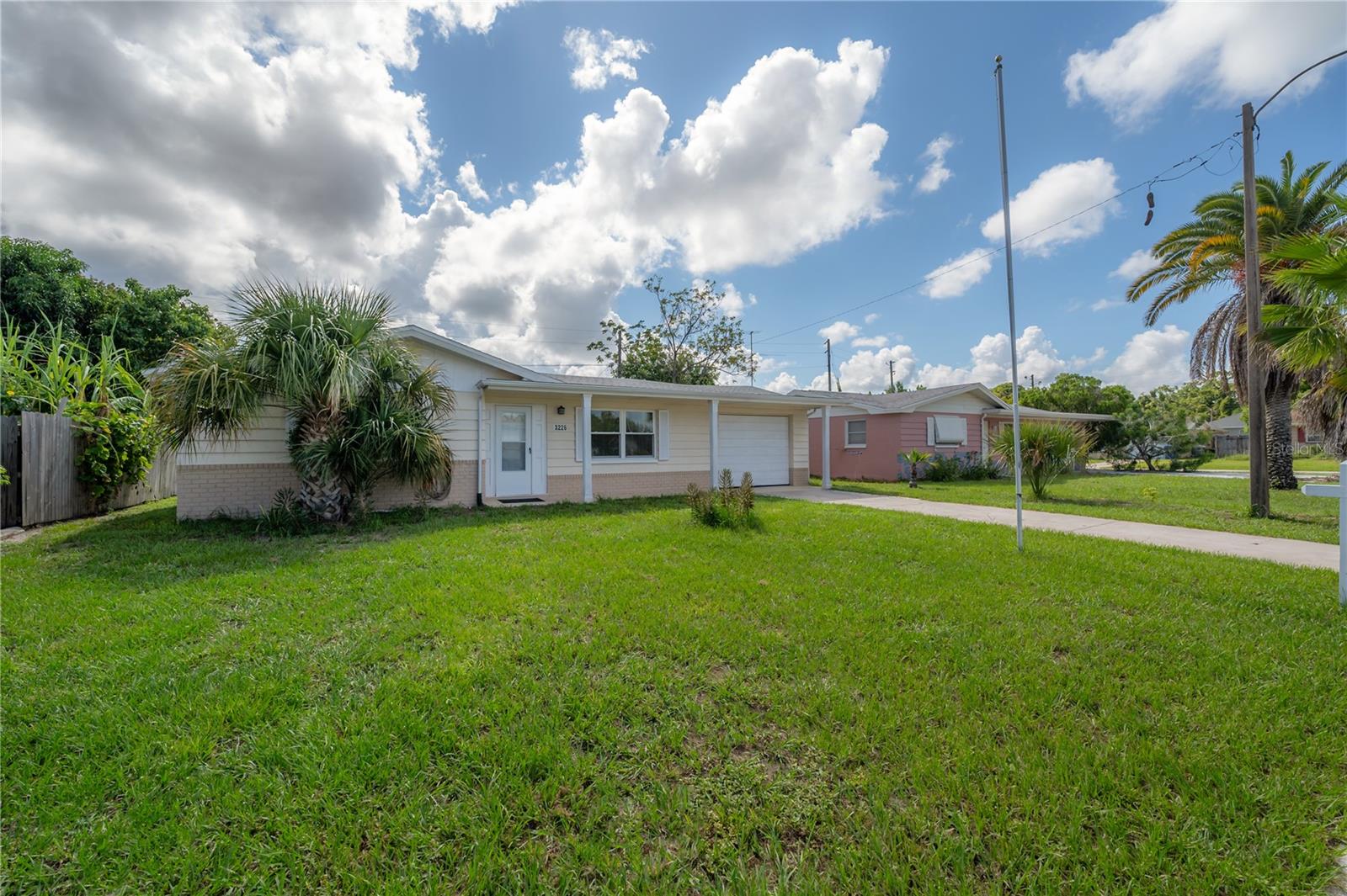3226 BAINBRIDGE DR photo 4