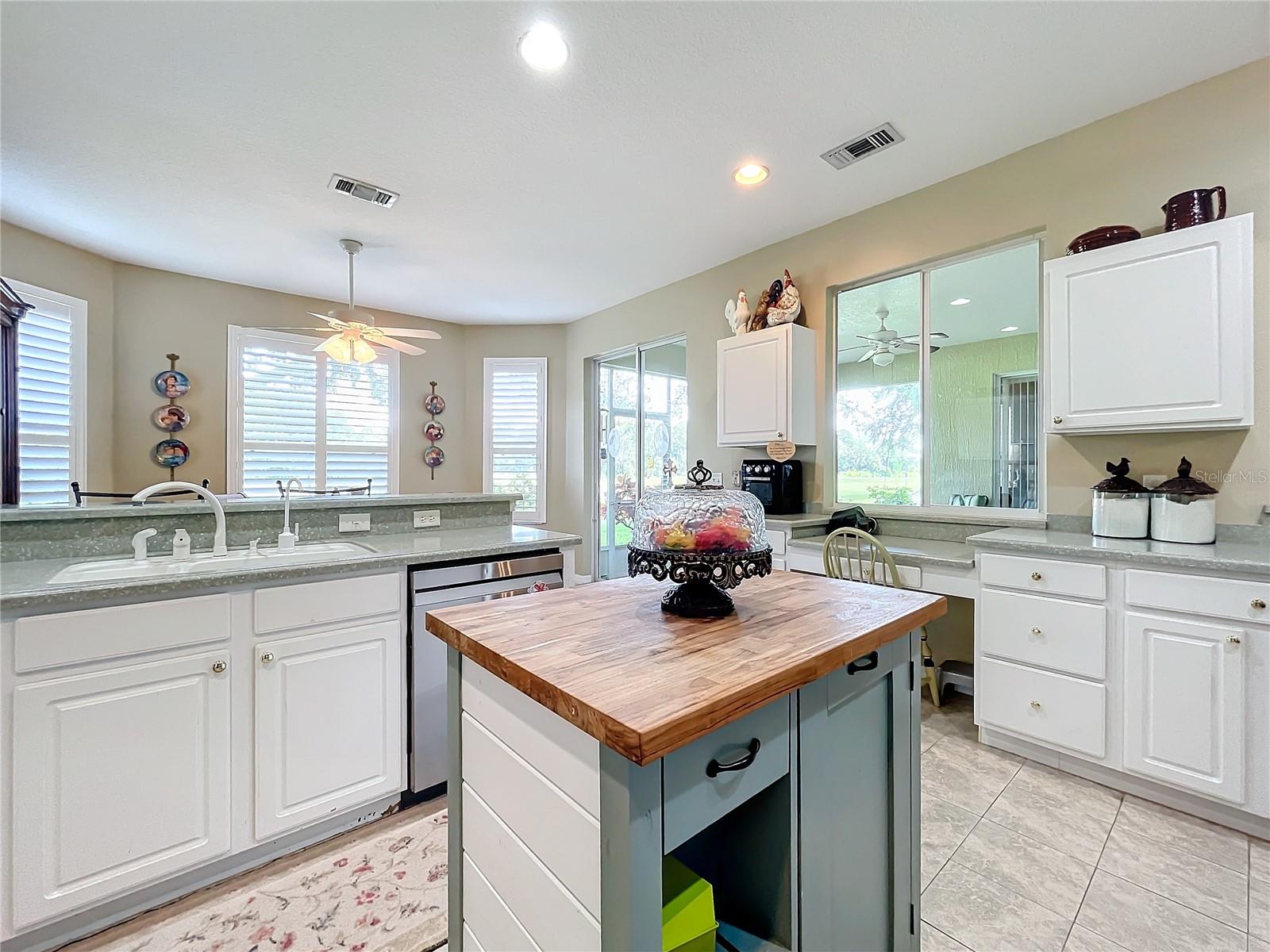 33329 PENNBROOKE PKWY photo 4